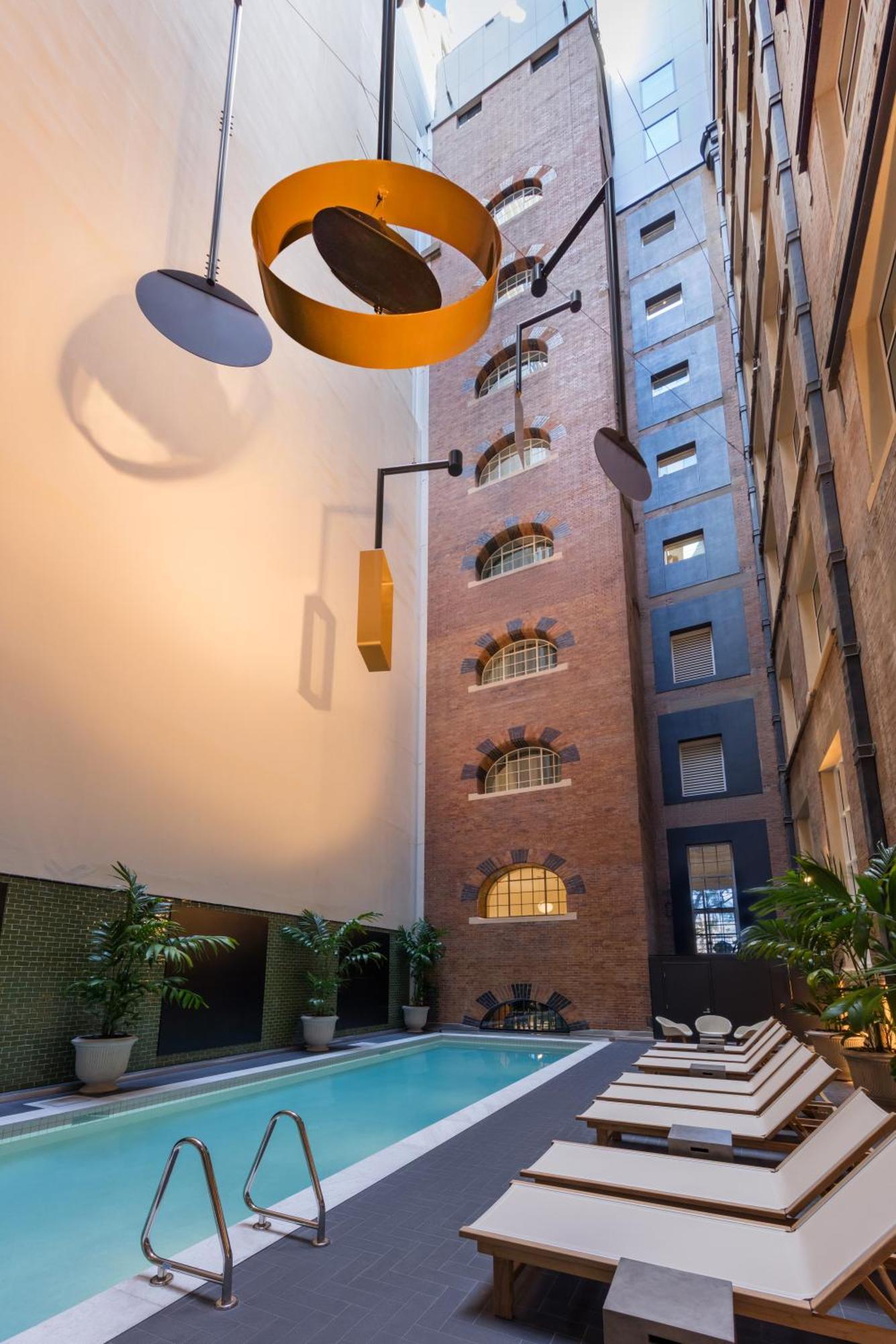 Aparthotel Adina